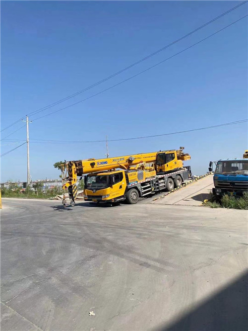 阿克陶县吊车作业时，可能会产生哪些额外收费项目？