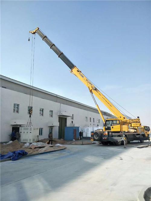 阿克陶县“超载就喊停”—— 吊车的 “重量保镖” 技术